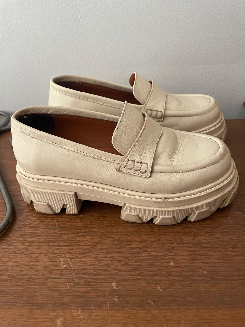 Alohas loafers